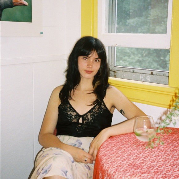 Meet your Posher, Devon - Picture 1 of 1